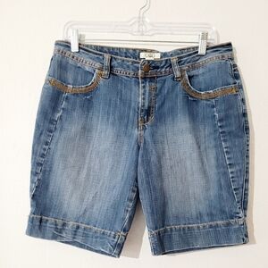 Womans Cato Blue Jean Shorts with Slimming effect and Cuffed Hem Size 10